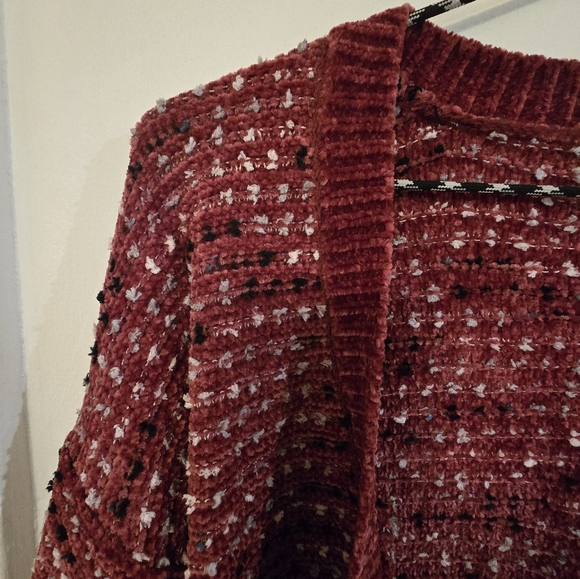 Maurices open kit burgundy cardigan womans size Medium. - Picture 3 of 7